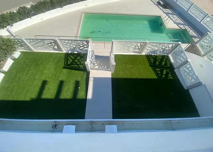 Aqua Life Luxury Apartment